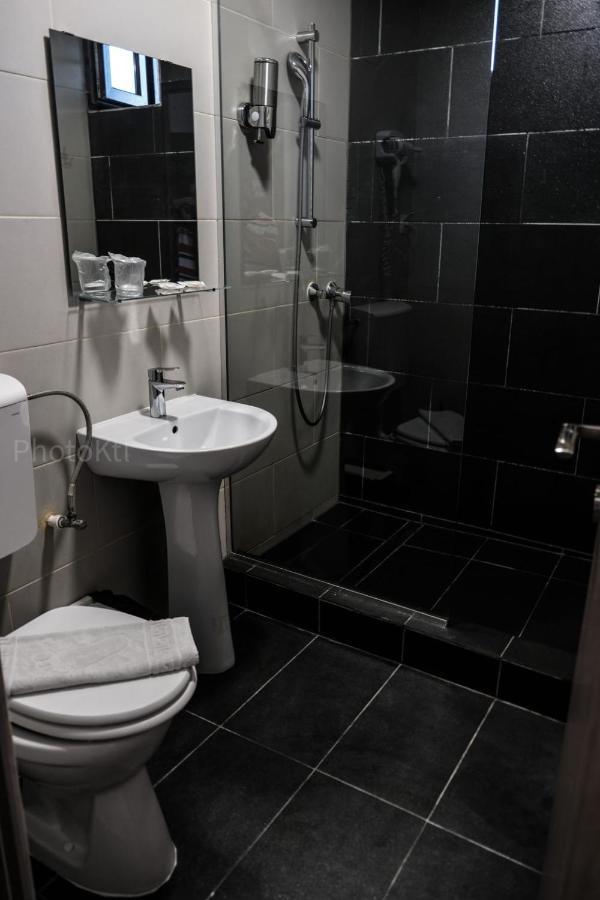 غالات Hotel Bordeaux المظهر الخارجي الصورة
